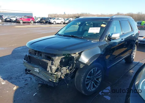2018 Ford Explorer Platinum z USA, uszkodzony, nr VIN 1FM5K8HT2JGC04056